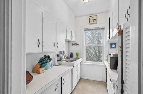 50 Transit St, Providence RI 02906-1022 exterior