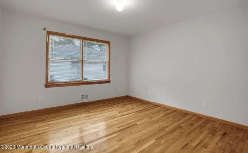 338 New Central Ave, Jackson Twp NJ 08527-2952 exterior