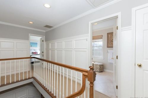 108 Old Belden Hl Rd, Wilton CT 06897-4218 exterior