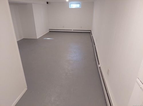 72 Stuart Dr, Poughkeepsie NY 12603-4714 exterior