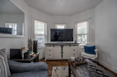 270 Indiana Ave, Providence RI  02905-2823 exterior