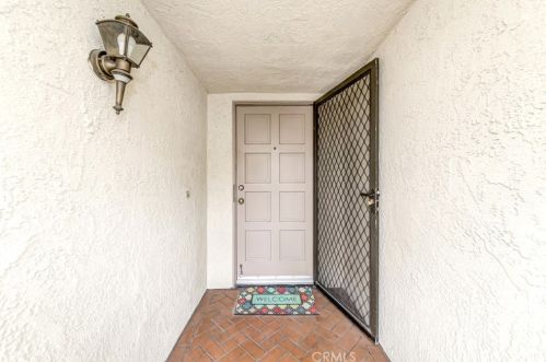 803 Creekside Dr, Fullerton CA 92833-2176 exterior