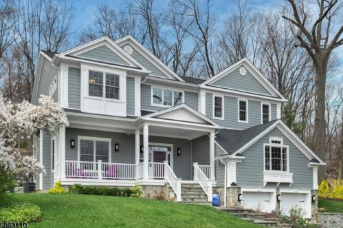 42 Crestwood Dr, Maplewood, NJ 07040-1004