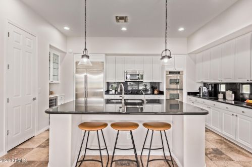 1642 Lynx Way, Chandler AZ 85249-3011 exterior