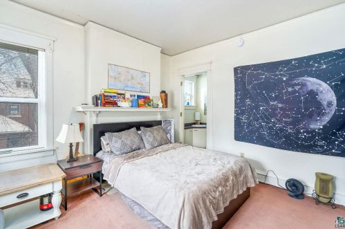 2020 3 St, Duluth MN 55805-1856 exterior