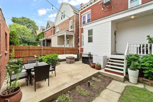 603 Saint Clair St, Pittsburgh PA 15206-3614 exterior