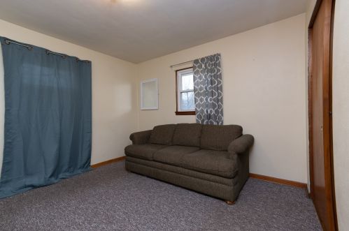 845 Fulton Ave, Waukegan IL 60085-5223 exterior