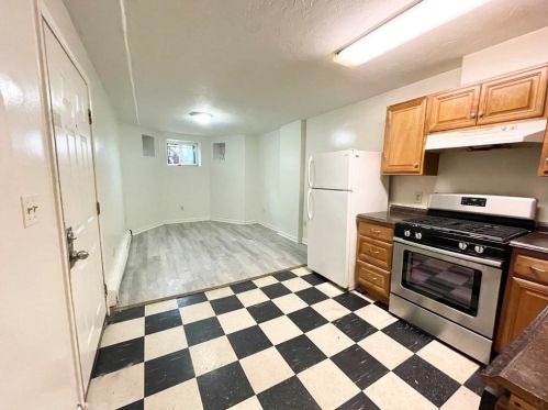 92 Hammond St, Boston, MA