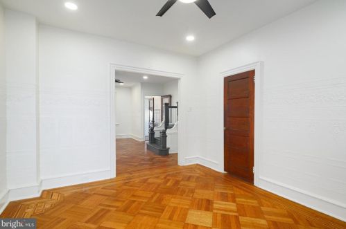 726 58 St, Philadelphia PA 19143-2432 exterior