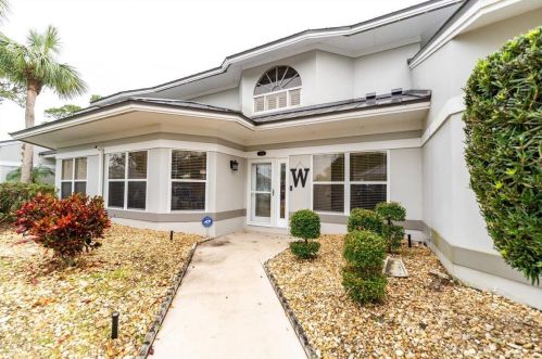 7394 Pine Creek Way, Fort Pierce, FL 34986-3218