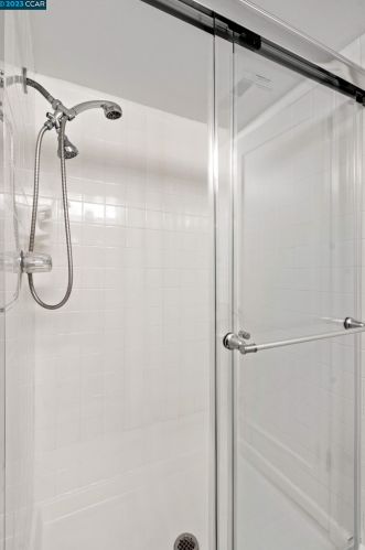 21 Emerson Dr, Mill Valley CA 94941-2212 exterior