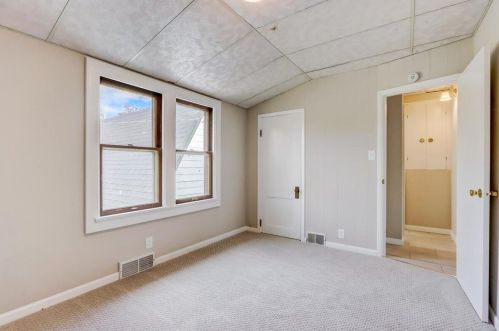 117 65, Milwaukee WI 53213-4018 exterior