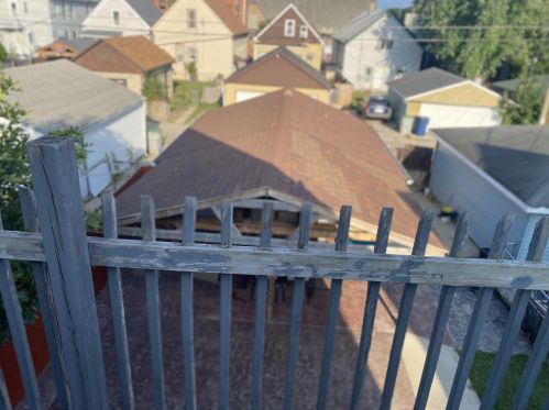 2862 11 St, Milwaukee WI 53206-3260 exterior