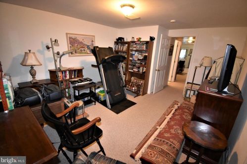 15 Middleton Dr, Lumberton Township NJ 08048-5054 exterior