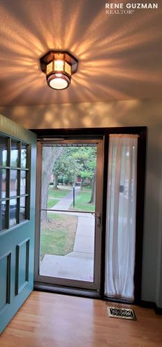 2325 Radcliff Vlg Dr, Grand Rapids MI 49546-7724 exterior