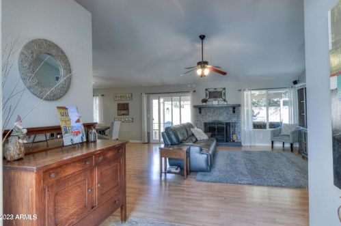 1244 Kenneth Pl, Chandler, AZ 85226-7210