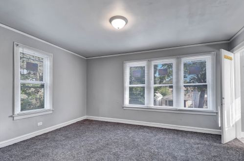 3245 64 Pl, Chicago IL 60638-5418 exterior