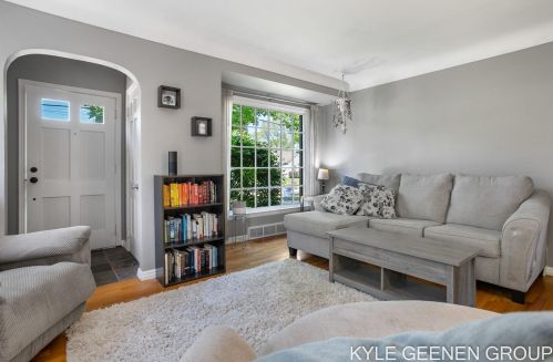 1114 Northlawn St, Grand Rapids MI 49505-3724 exterior