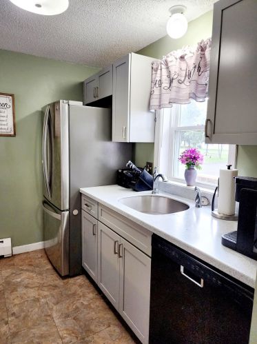 84 Modena Dr, Concord NH  03303-1550 exterior