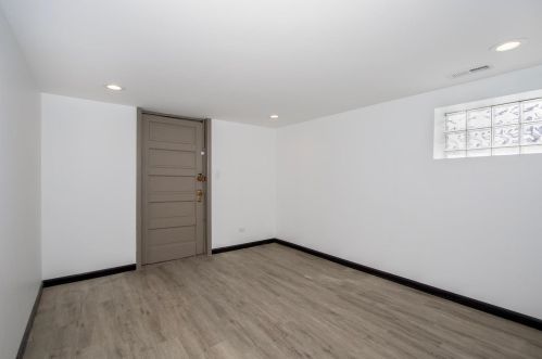 7659 Indiana Ave, Chicago IL 60619-2330 exterior