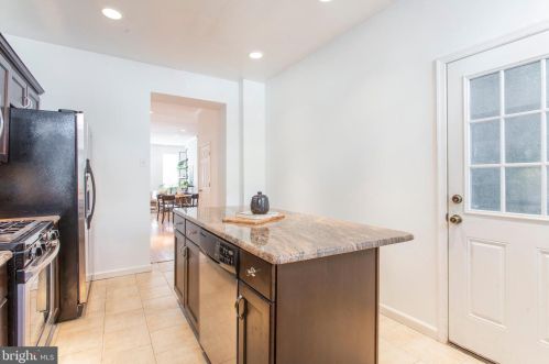 1733 Ellsworth St, Philadelphia PA 19146-3011 exterior