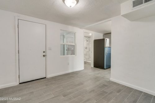 227 24 St, Tucson AZ 85713-1645 exterior