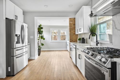 4647 Lawler Ave, Chicago IL  60638-2009 exterior