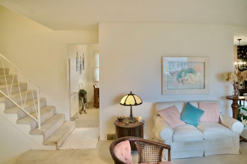 1252 Edinborough Dr, Meskegon MI 49441-5326 exterior