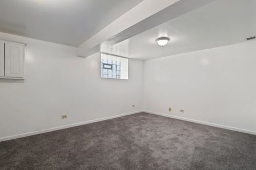 6152 Ellis Ave, Chicago IL 60637-2614 exterior