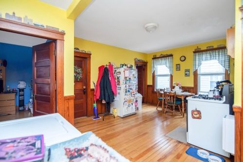 90 Lovell St, Worcester MA 01603-2517 exterior