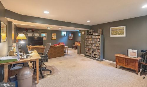 124 Smt Ave, Tavistock NJ 08033-3315 exterior