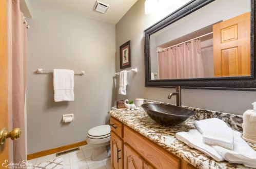 3601 Lindsay Ln, Bull Valley IL 60014-4781 exterior