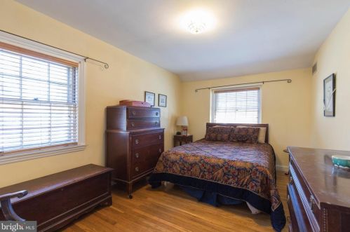 10 Meetinghouse Ln, Media PA 19064-1206 exterior