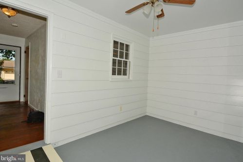 1214 Walnut St, Hanover PA 17331-1529 exterior