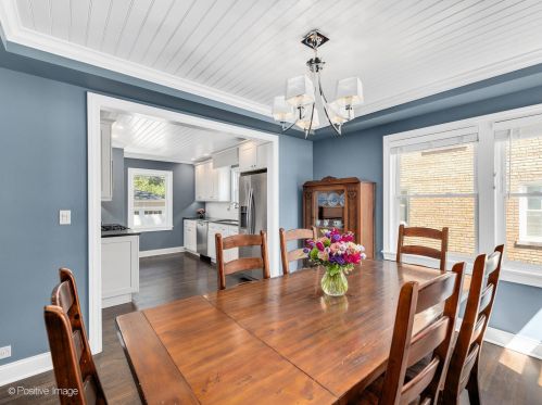 618 Bryan St, Elmhurst IL 60126-4340 exterior