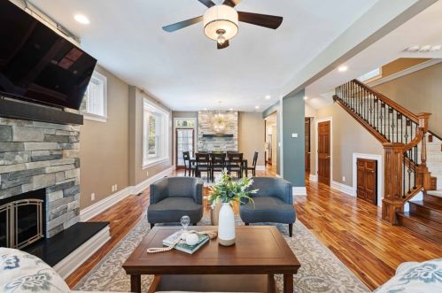 5532 Howe St, Pittsburgh PA 15232-2415 exterior