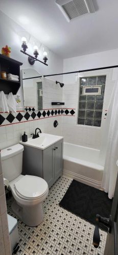 3625 Whitnall Ave, Milwaukee WI 53207-4461 exterior