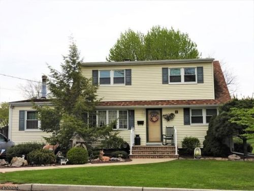 139 Bender Ave, Iselin, NJ 08830-1350