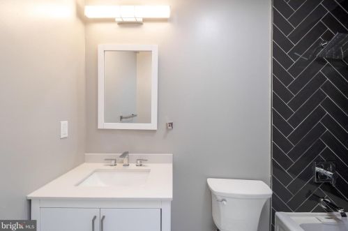 7725 16th St, Washington DC  20012-1460 exterior