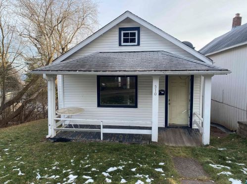 510 11th St, Duluth, MN 55805-1318