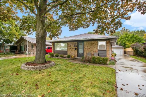 4981 Pardee Ave, Dearborn Heights MI  48125-2427 exterior