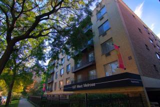 537 Melrose St, Chicago IL  60657-3773 exterior