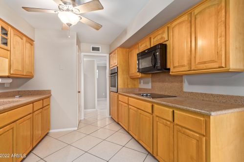 1308 Butler Dr, Phoenix AZ 85051-4650 exterior