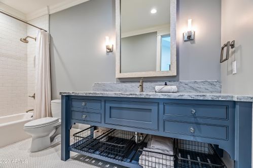 5431 Exeter Blvd, Phoenix AZ 85018-3227 exterior