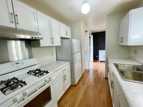 6601 Bourbon St, Milwaukee, WI 53224-5151