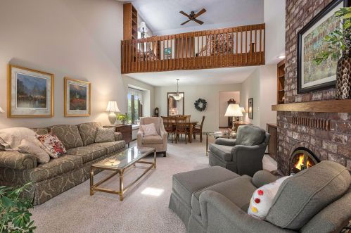 4177 Indian Spg Dr, Wyoming MI exterior