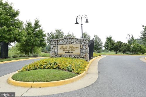 6340 Golf Crse Sq, Alexandria VA 22307-1225 exterior