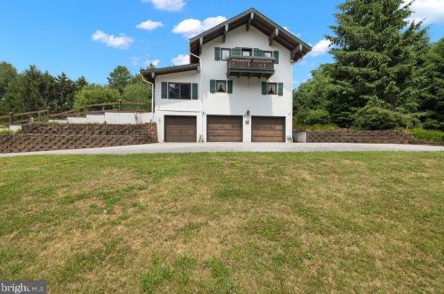 1900 Fish And Game Rd, Littlestown PA 17340-8808 exterior