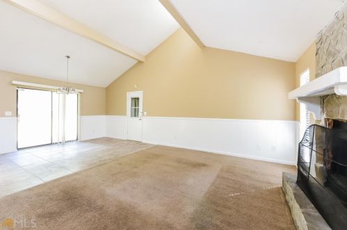 3513 Warwick Way, Lithonia GA  30039-4699 exterior