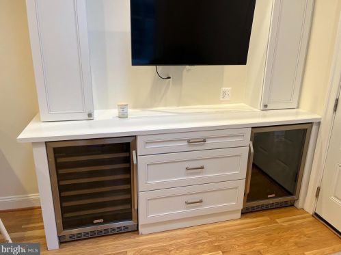 3946 Highwood Ct, Washington DC 20007-2131 exterior